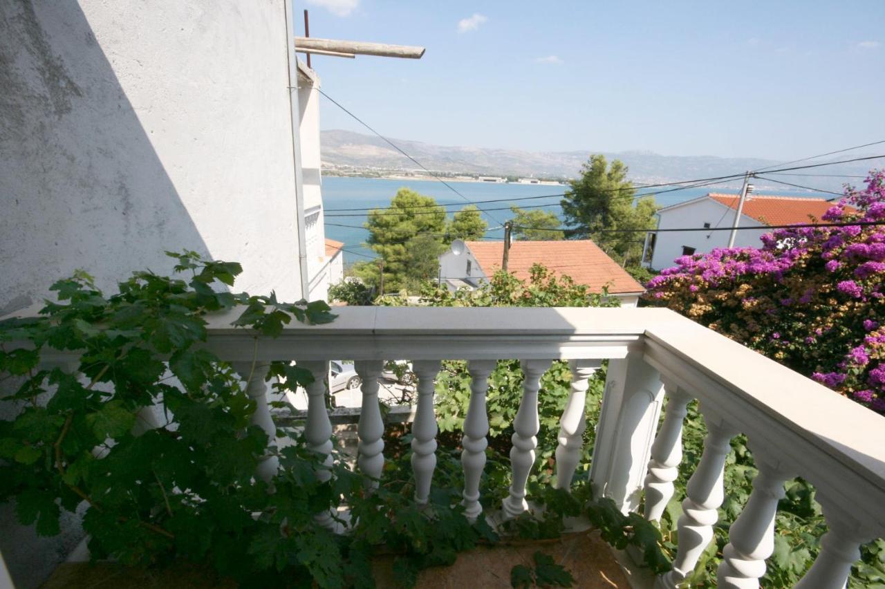 Apartments By The Sea Mastrinka, Ciovo - 4647 Trogir Eksteriør bilde