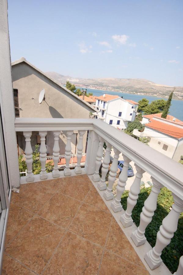 Apartments By The Sea Mastrinka, Ciovo - 4647 Trogir Eksteriør bilde